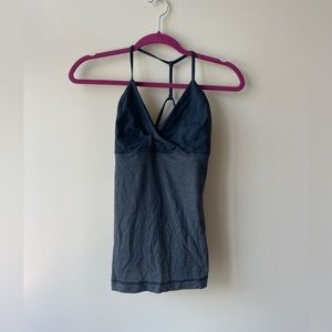 Lululemon top